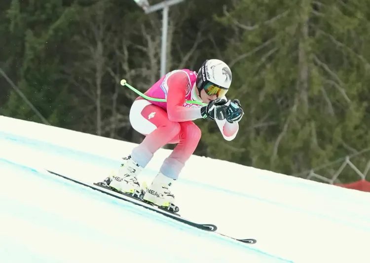 क्या अल्पाइन स्कीइंग वास्तव में बर्फीले पहाड़ों का खेल है, जिसमें महिलाओं ने पुरुषों को चुनौती दी?