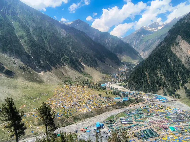 Amarnath Yatra 2026 ends as Chhari Mubarak reaches cave shrine on Raksha Bandhan