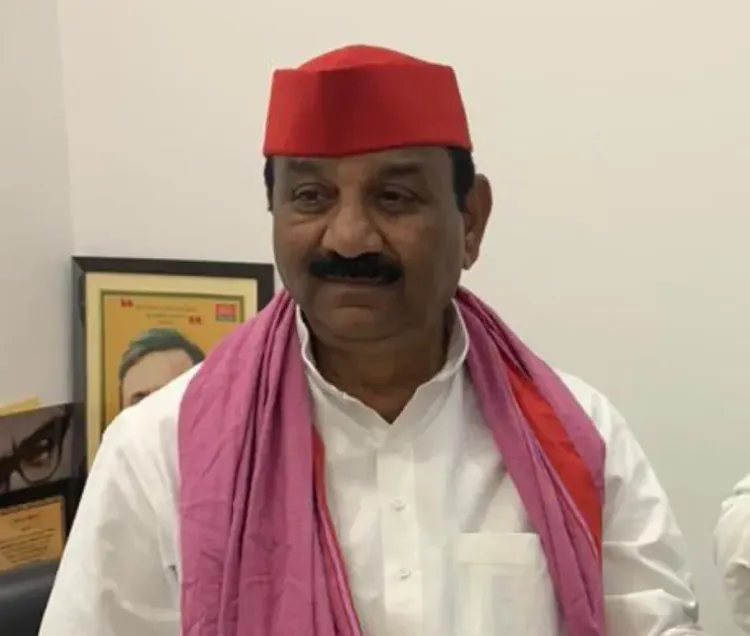 आईपीएस आशुतोष मिश्रा की मां की संदिग्ध मौत: सपा का 17 सदस्यीय दल गुरुवार को अंबेडकरनगर पहुंचेगा