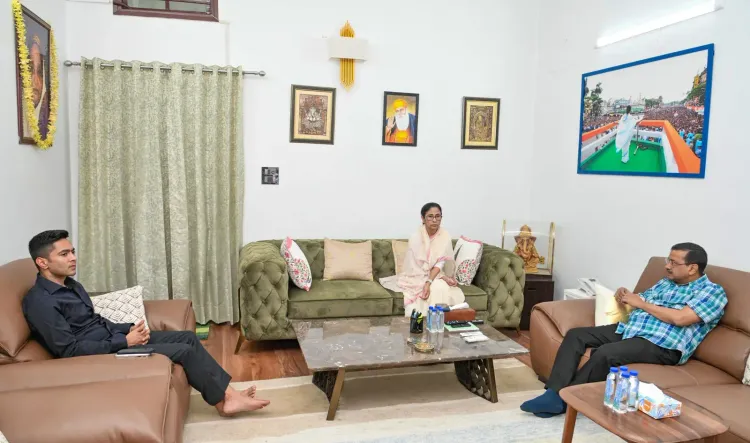 Mamata, Abhishek Banerjee at INDIA bloc meet amid TMC crisis