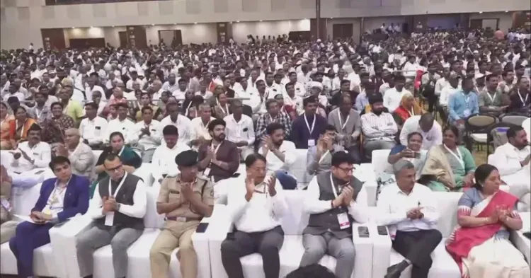 Amit Shah launches India's first cooperative taxi service in Gujarat