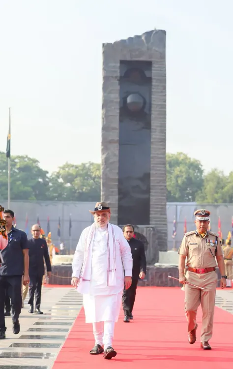 Amit Shah Lays Wreath at National Police Memorial on Commemoration Day