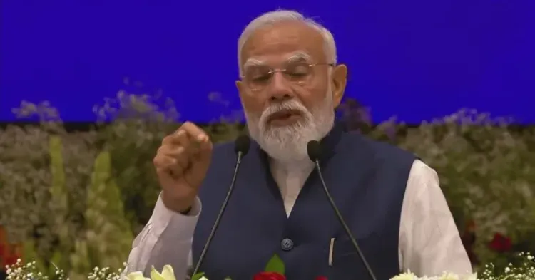 Amit Shah Shares PM Modi's Live NDA Conclave Address