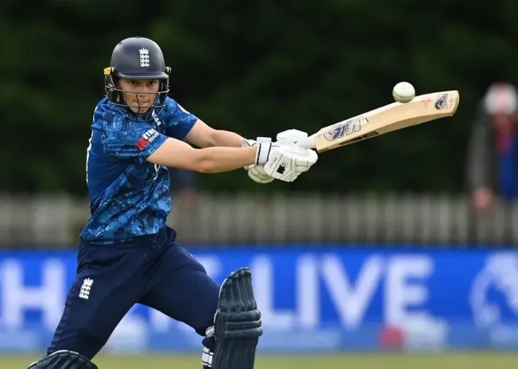 How Did Amy Jones and Tammy Beaumont Climb the Women's ODI Rankings?