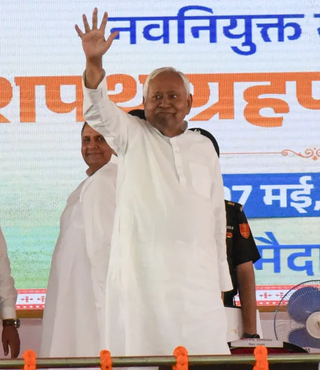 Anand Mohan slams JD(U) inner circle, alleges money-bag politics sidelining Nitish