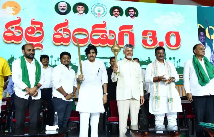 Chandrababu Naidu warns against blocking development at Palle Panduga-3.0