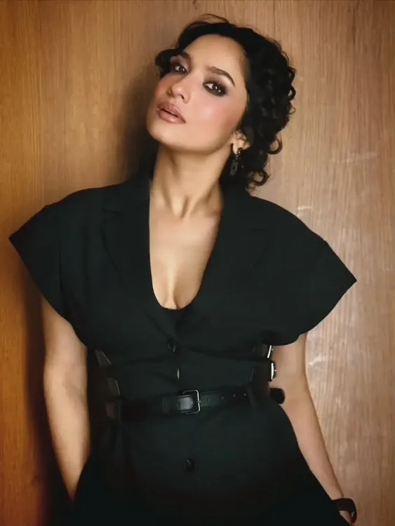 Ankita Lokhande comes in support of Mahhi Vij as she gets trolled for her relationship with 'close friend' Nadim