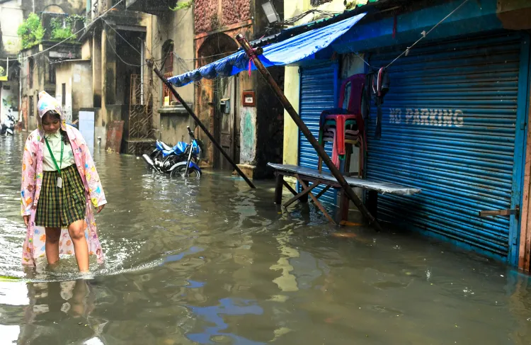 What led to another electrocution death in Kolkata, raising the toll to 11 since Tuesday?