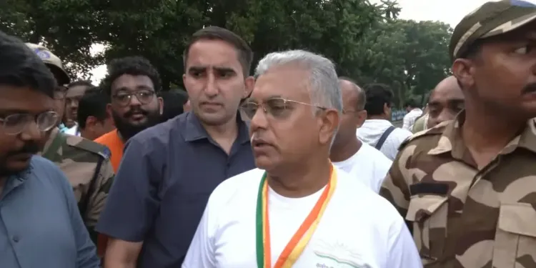 अंतरराष्ट्रीय योग दिवस: PM मोदी का कोलकाता दौरा, BJP नेताओं ने बताया बंगाल के लिए ऐतिहासिक क्षण
