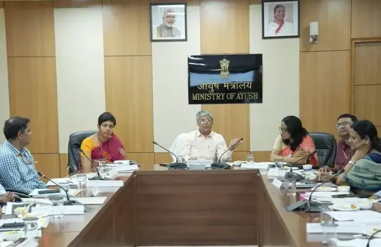 अंतर्राष्ट्रीय योग दिवस 2026: आयुष मंत्रालय की उच्चस्तरीय बैठक, 12वें IDY को ऐतिहासिक बनाने की तैयारी