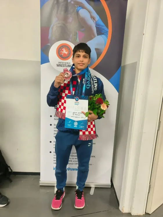 How Did Antim Clinch Bronze at the 2025 Senior World Wrestling Championship?