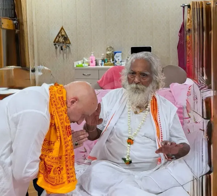 Anupam Kher visits Ayodhya, seeks blessings ahead of 'Shri Ram Bhoomi'