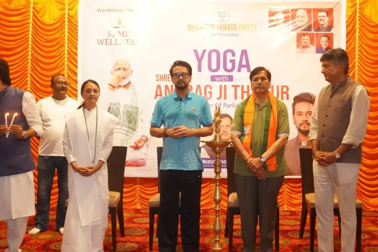 Anurag Thakur joins Yoga Day session by SRMD Wellness, Lodha Foundation