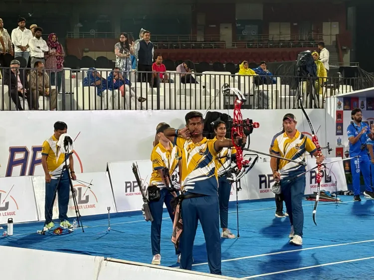 How Did Rajputana Royals Remain Unbeaten While Kakatiya Knights Achieved Their First Win?
