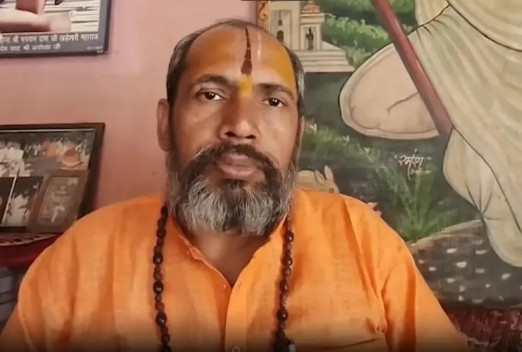 हरिद्वार में अर्धकुंभ 2027 से पहले मीट पर प्रतिबंध को संतों का समर्थन, धार्मिक स्थलों पर भी मांग