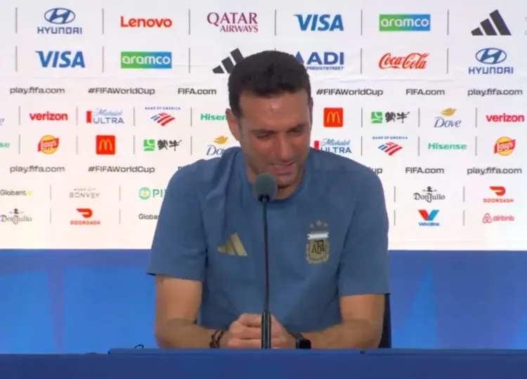 Scaloni breaks down in tears after World Cup final loss to Spain