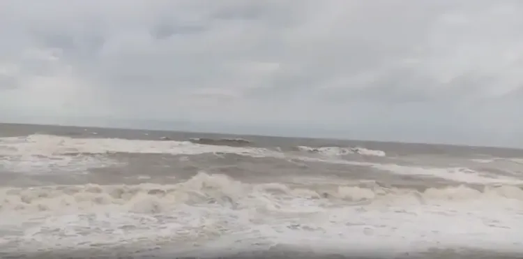 Cyclone Arnab crosses Andhra coast near Narsapur, weakens to severe storm