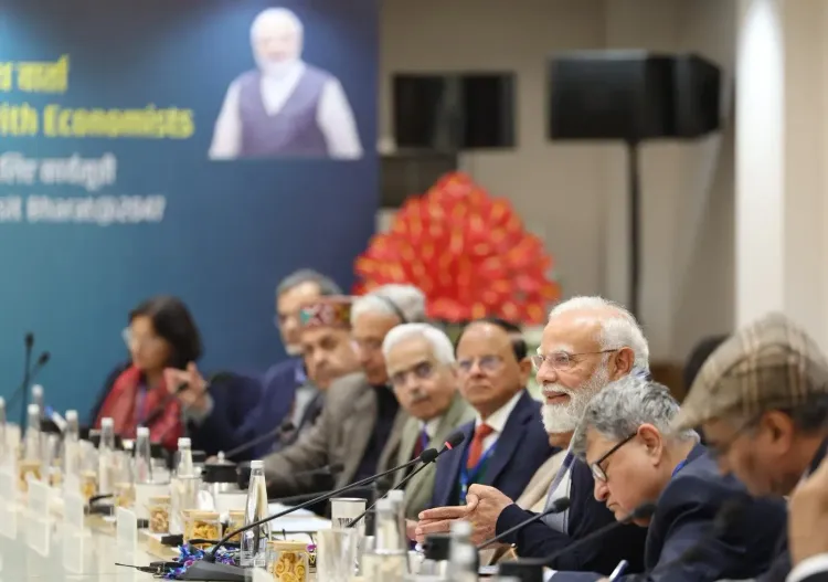 क्या अर्थशास्त्रियों और विशेषज्ञों के साथ पीएम मोदी की मुलाकात ने सार्थक संवाद किया?