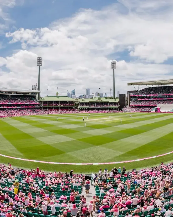 Is SCG Curator Adam Lewis Satisfied with the Pitch Color Ahead of the Fifth Ashes Test?