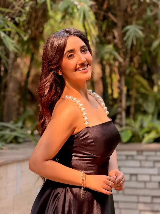 Ashnoor Kaur clarifies Mumbai home flood was pipe burst, not rain