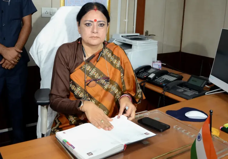 ASI Supriya Mukherjee files corruption complaint against Andal Police OC over diesel smuggling
