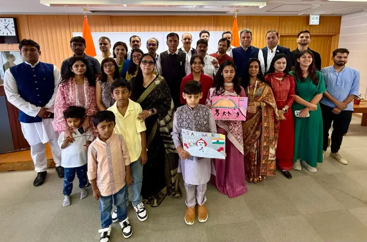 एशियन गेम्स 2026: मांडविया ने नागोया में भारतीय डायस्पोरा से की मुलाकात, ओसीए प्रमुख से खेल सहयोग पर चर्चा