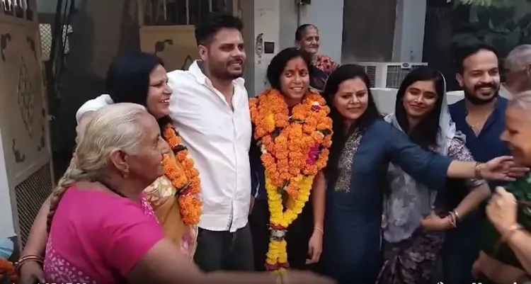 एशियन गेम्स 2026 गोल्ड मेडलिस्ट इशिका चौधरी ग्वालियर लौटीं, अब LA ओलंपिक 2028 पर निशाना