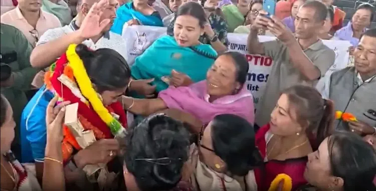 एशियन गेम्स 2026: सुशीला चानू और बिचू देवी की मणिपुर वापसी पर जोरदार स्वागत, 44 साल बाद गोल्ड