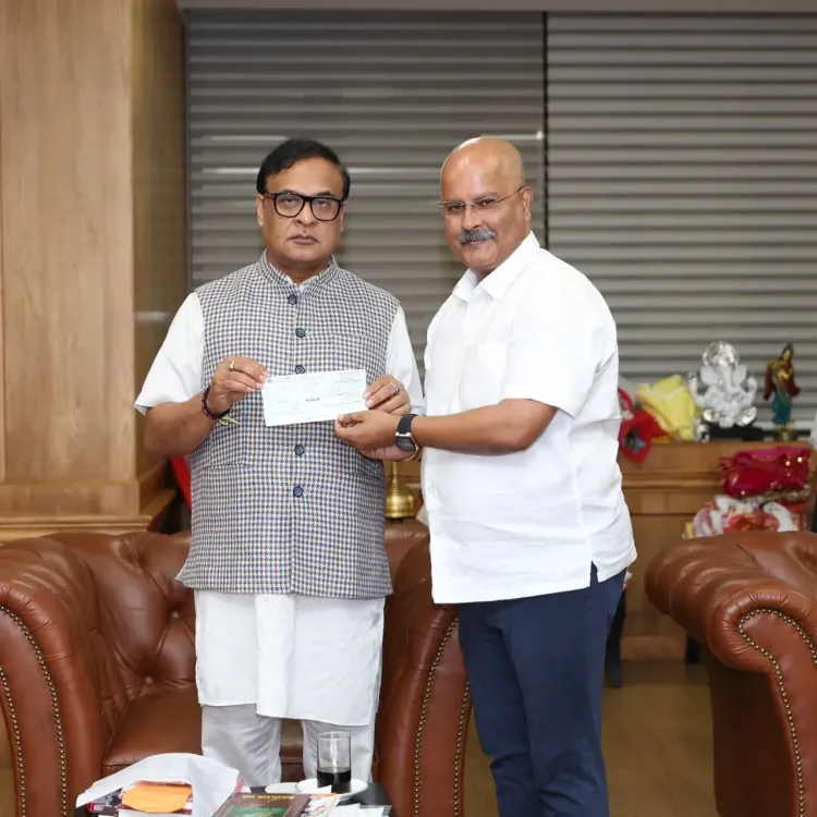 Assam CM Himanta receives ₹1 lakh ASDMA donation from Podder firm