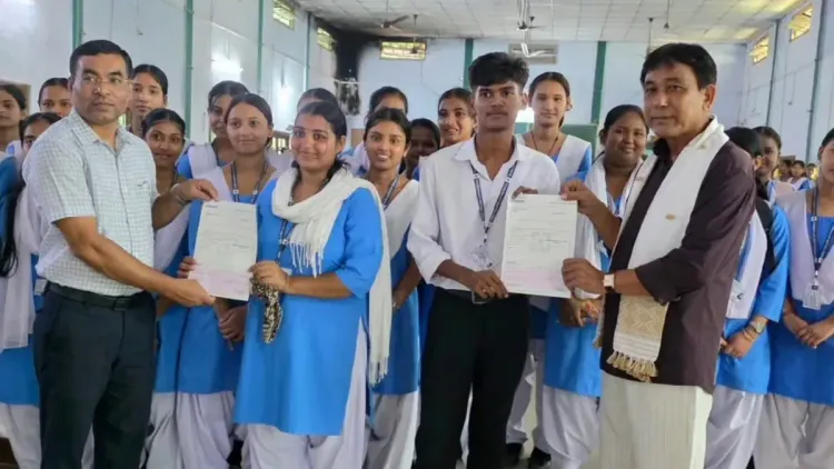 Assam CM Himanta's Nijut Moina & Nijut Babu Aasoni Cheques Distributed