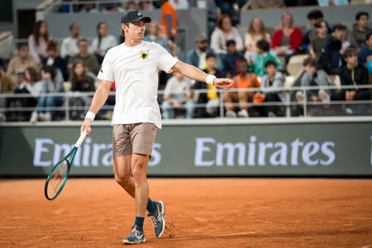 Hamburg Open 2025: Shelton, De Minaur survive three-set scares in Round 1