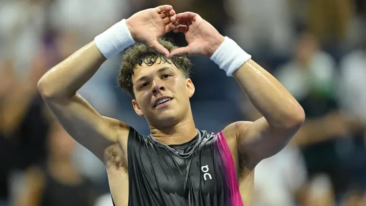 Shelton, Fritz, Auger-Aliassime lead ATP grass swing in Stuttgart & 's-Hertogenbosch