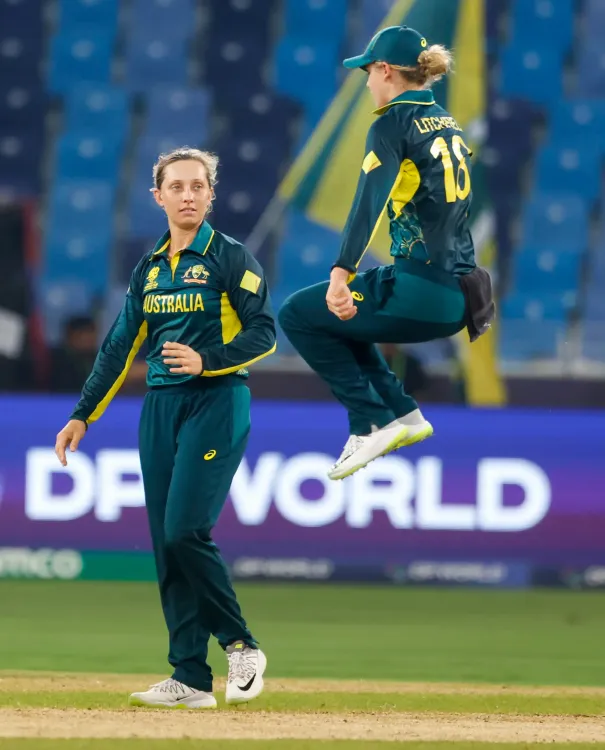 महिला क्रिकेटरों की बढ़ती ताकत: ऑस्ट्रेलिया में टी20 में पुरुष खिलाड़ियों की संख्या कम