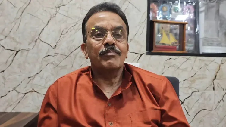 मराठी डेडलाइन विवाद: CM फडणवीस ने दिया एक साल, संजय निरुपम बोले — 'भक्ति की भाषा से बढ़े मराठी'