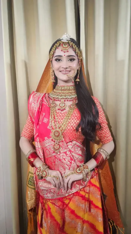 क्या अयोध्या में सीता बनीं मिस यूनिवर्स इंडिया और परशुराम बने पुनीत इस्सर?