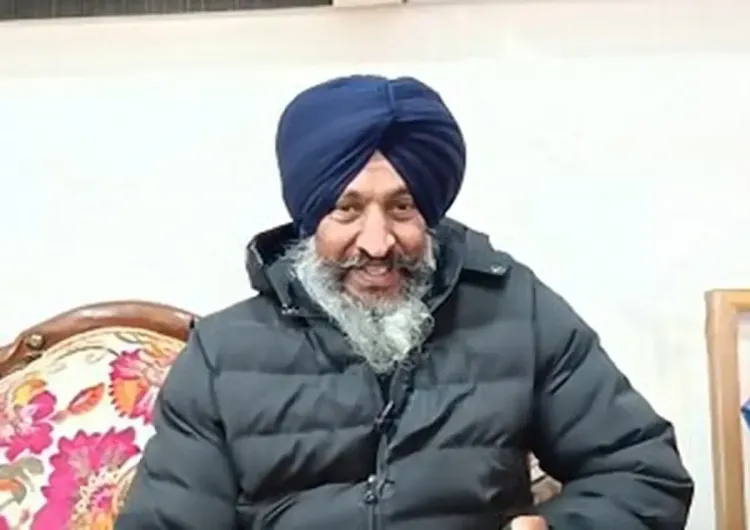 क्या बच्चों को मौका देने से आपका नाम रोशन होगा? हरमनप्रीत कौर के <b>पद्मश्री</b> सम्मान पर पिता का बयान