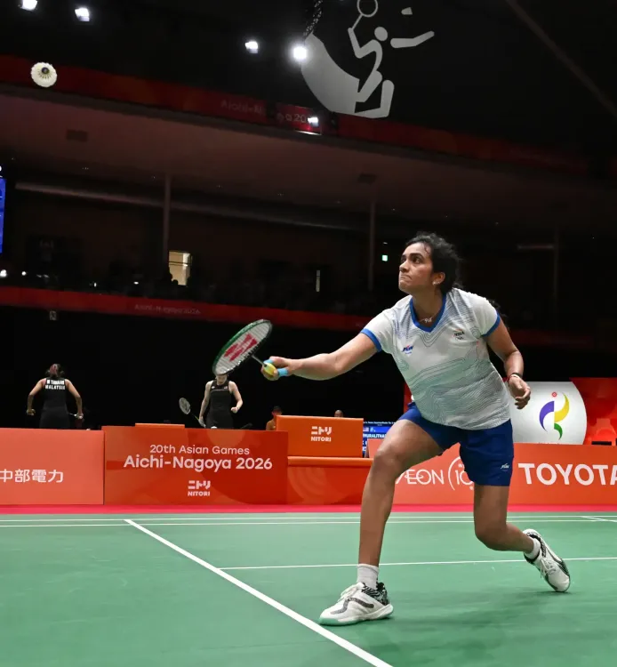 Sindhu reaches Arctic Open QF, to face Intanon; Tanvi bows out