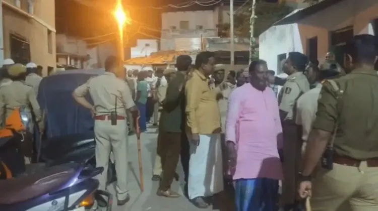 बागलकोट हिंसा पर बी. श्रीरामुलु का अमित शाह को पत्र, कर्नाटक की कानून व्यवस्था पर उठाए गंभीर सवाल