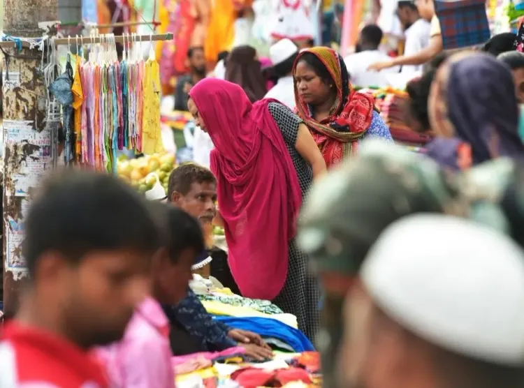 Bangladesh Faces Economic Turmoil Amid Iran Conflict: Report