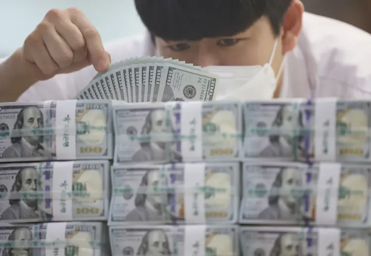 South Korea banks tighten credit loans as leveraged stock buying surges