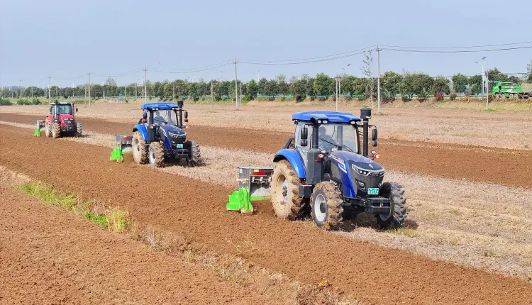क्या पेइचिंग में चीनी केंद्रीय ग्रामीण कार्य सम्मेलन आयोजित हुआ?
