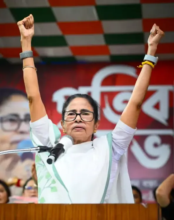 भवानीपुर से चुनावी मैदान में उतरेंगी ममता बनर्जी, टीएमसी ने जारी की सभी सीटों की सूची