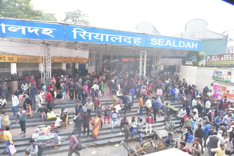 Sealdah rail coach restaurant fire: Eastern Railway suspends operator licence
