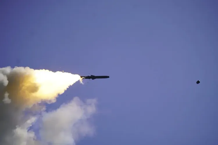 क्या बंगाल की खाड़ी से ब्रह्मोस सुपरसोनिक क्रूज मिसाइल का सफल कॉम्बैट लॉन्च हुआ?