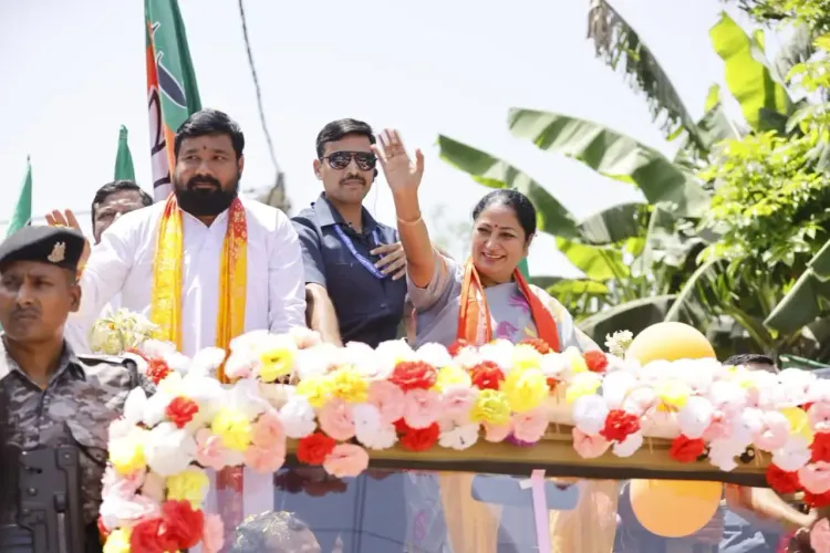 भाजपा सरकार बनने पर बंगाल के भ्रष्टाचारी और अपराधी होंगे सलाखों के पीछे: रेखा गुप्ता