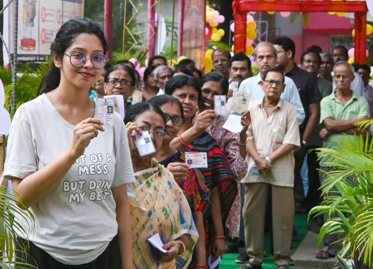 पश्चिम बंगाल चुनाव: दूसरे चरण में 142 सीटों पर मतदान, NDA नेताओं का दावा — बन रही है डबल इंजन सरकार