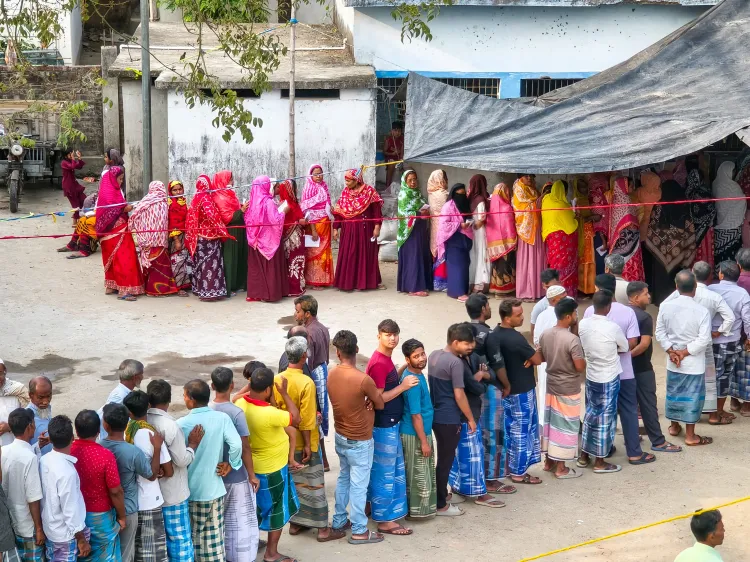 Bengal polls: ECI orders re-polling in 15 booths in South 24 Parganas on May 2