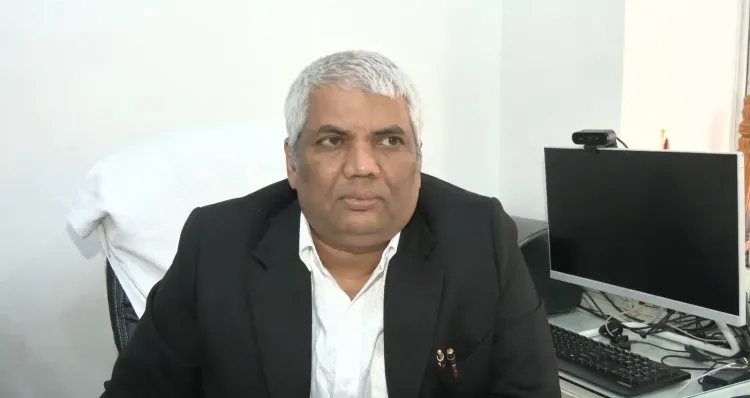 दिशा सालियान केस: सतीश सालियान का उद्धव ठाकरे पर सवाल — 'बेटे को काबू में क्यों नहीं रखा?'