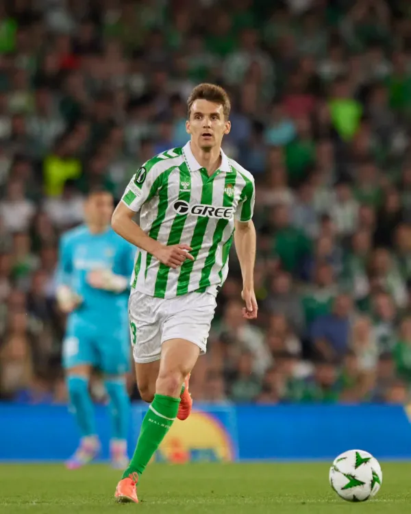 Diego Llorente of Betis to Undergo Surgery, Out for Season