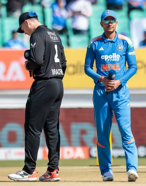 क्या भारत बनाम न्यूजीलैंड दूसरे वनडे में दोनों टीमों में एक-एक बदलाव हुआ?